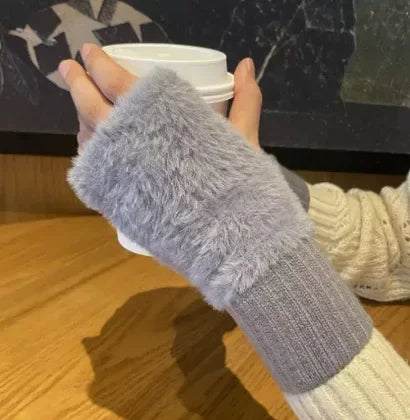 New Mink Fleece Half Finger Gloves for Women's Soft Winter Warmth Luxury Solid Color Plush Knitted Fingerless Gloves